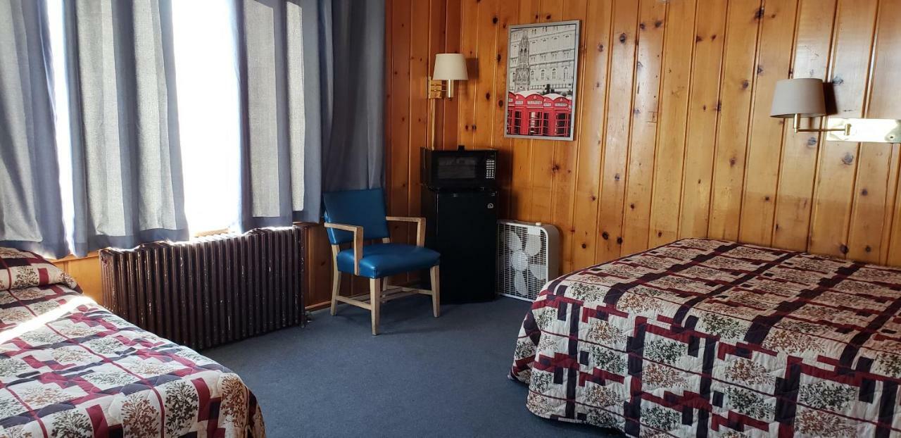 Caribou Lodge And Motel Soda Springs Экстерьер фото